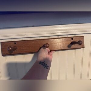 vintage Amish Oak Country Oak key/older